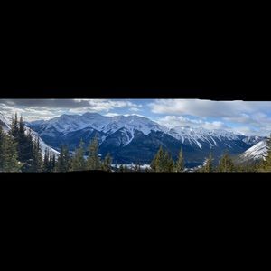 Meet your Posher, Daniela